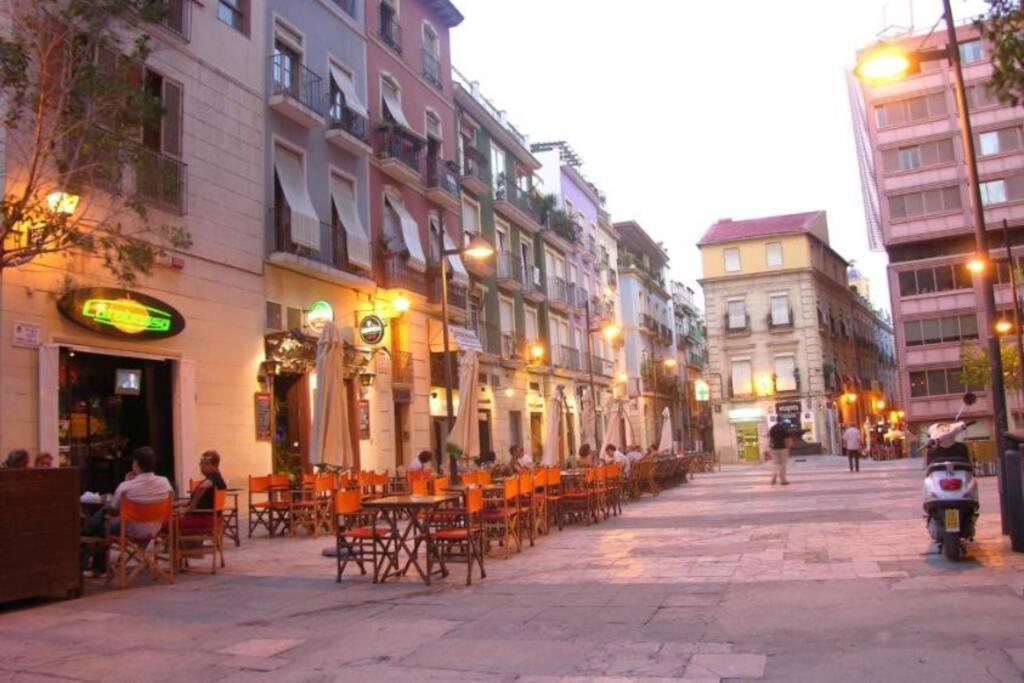 Tus Vacaciones En El Corazon De Alicante! Esterno foto
